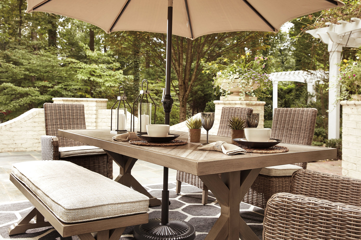 Outdoor Furniture > Outdoor Dining > Outdoor Dining Groups